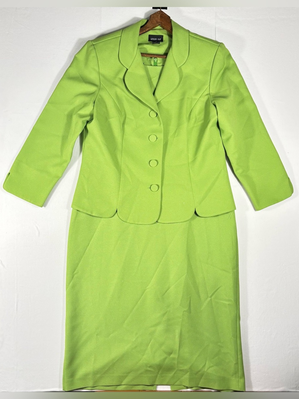 Leslie Fay Women’s 14 Lime Green Tailored Women's 2-piece Sleeveless Dress Suit